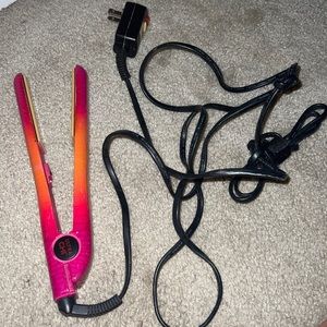 Chi Straightener!